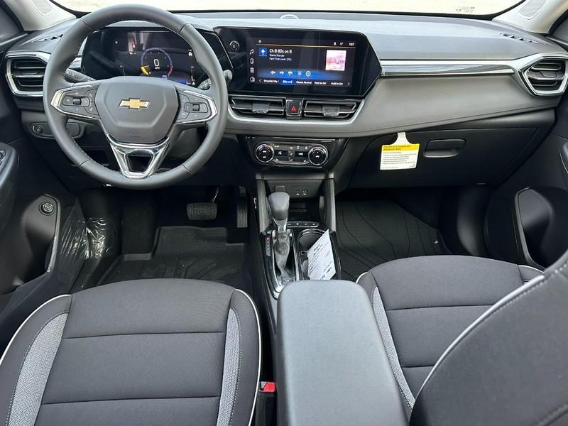new 2026 Chevrolet TrailBlazer car, priced at $27,935