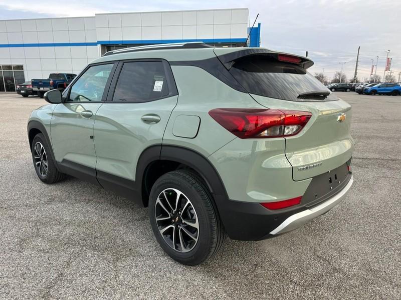 new 2026 Chevrolet TrailBlazer car, priced at $27,935