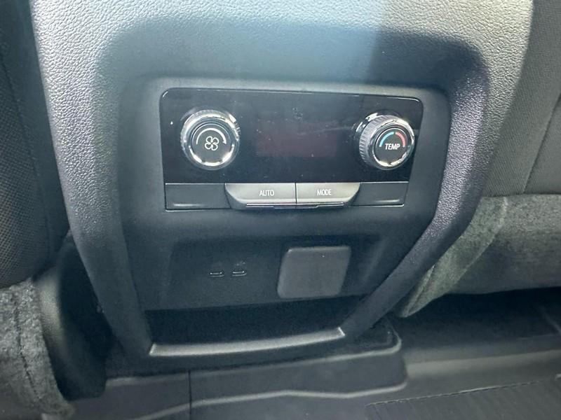 new 2026 Chevrolet Traverse car, priced at $42,090