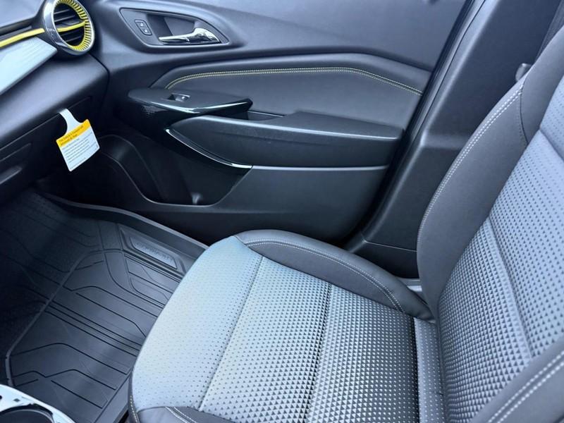 new 2026 Chevrolet Trax car, priced at $24,400