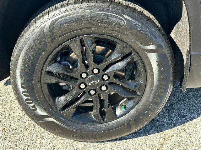 used 2023 Chevrolet Traverse car, priced at $29,189