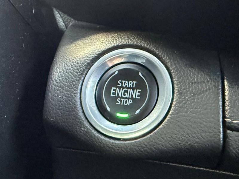 used 2023 Buick Envision car, priced at $29,500