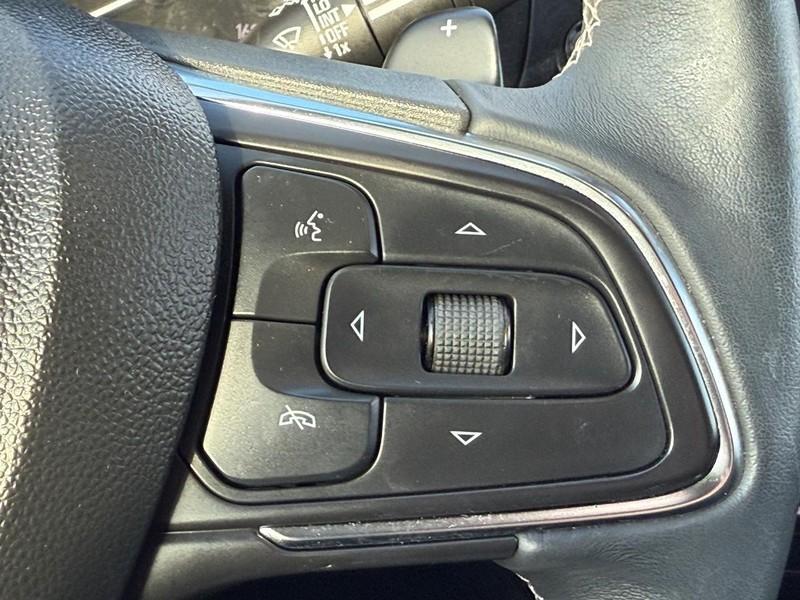 used 2023 Buick Envision car, priced at $29,500