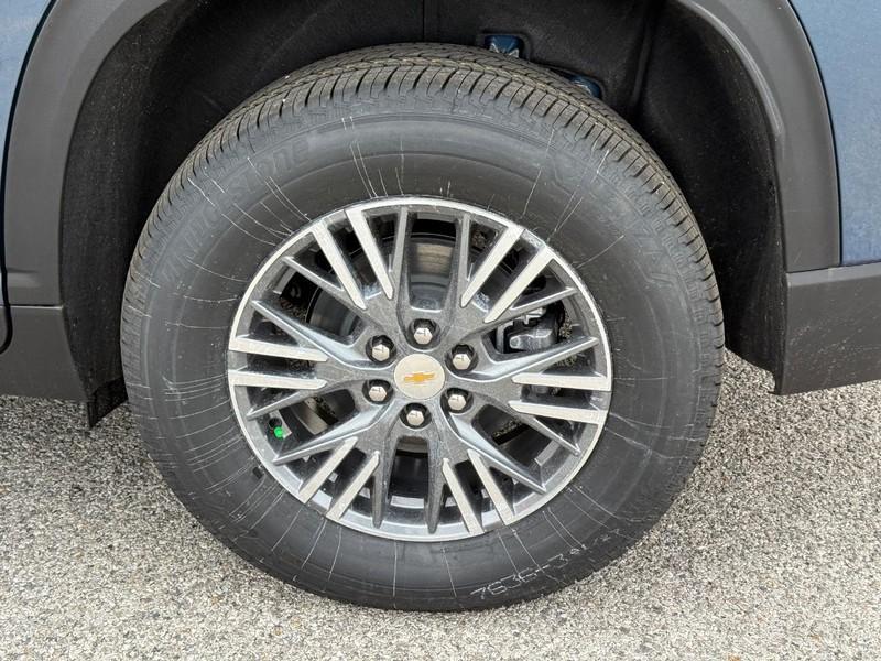 new 2026 Chevrolet Traverse car, priced at $36,970