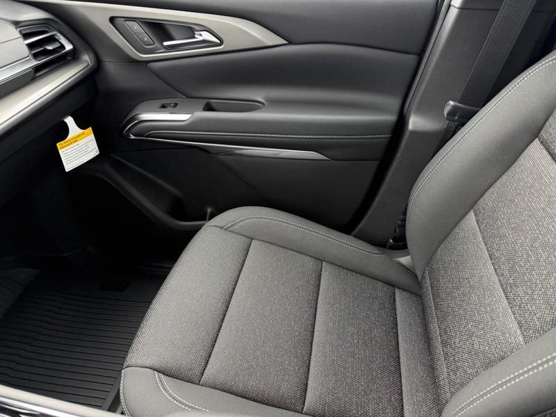 new 2026 Chevrolet Traverse car, priced at $36,970