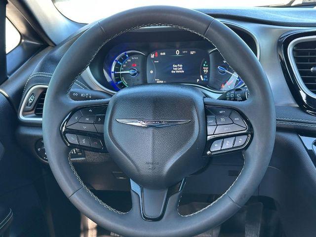 used 2022 Chrysler Pacifica Hybrid car, priced at $30,812