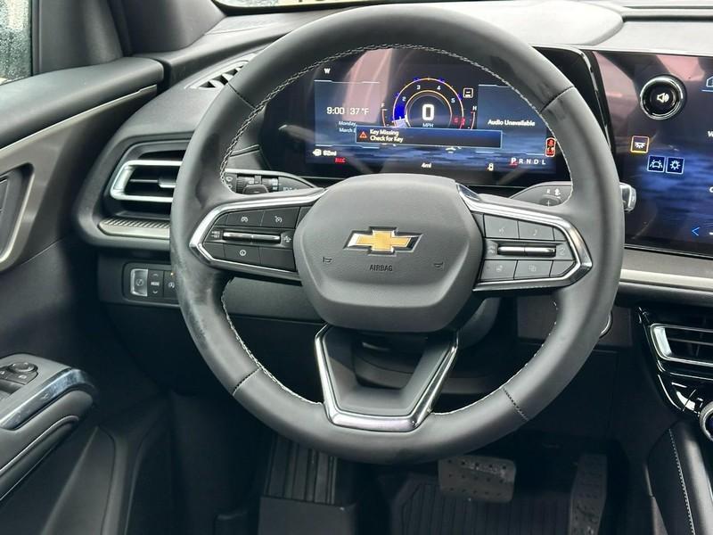 new 2026 Chevrolet Traverse car, priced at $38,135