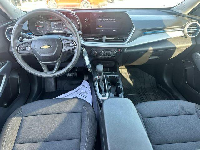 used 2025 Chevrolet Trax car, priced at $22,412