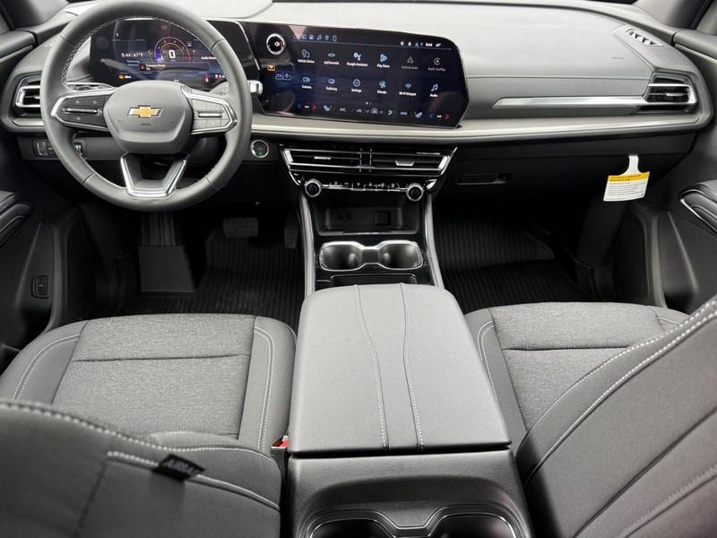 new 2026 Chevrolet Traverse car, priced at $36,970