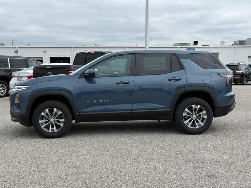 new 2026 Chevrolet Equinox car, priced at $30,555