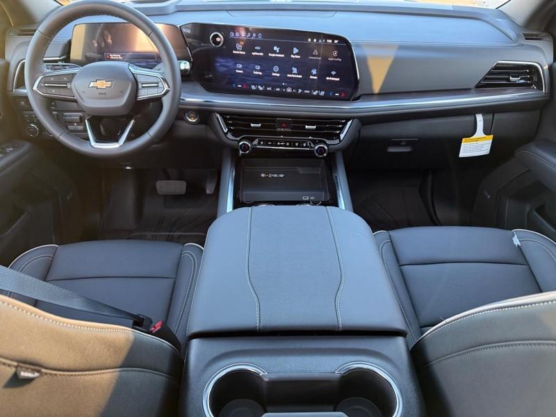 new 2026 Chevrolet Suburban car, priced at $81,080