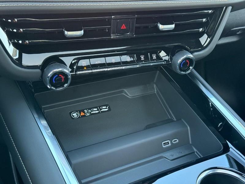 new 2026 Chevrolet Suburban car, priced at $81,080