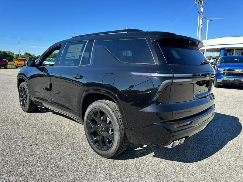 new 2026 Chevrolet Traverse car, priced at $55,575