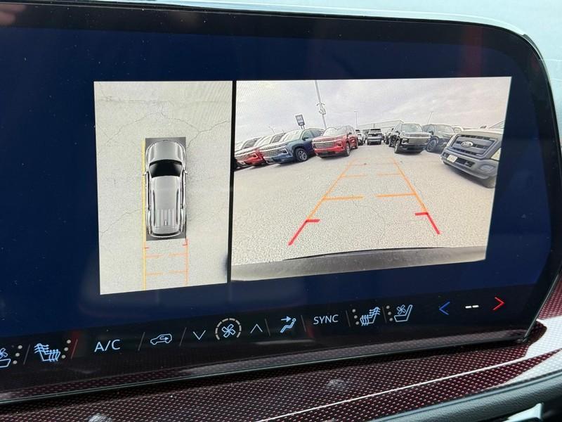 new 2026 Chevrolet Traverse car, priced at $54,070