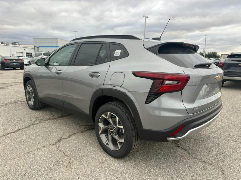 new 2026 Chevrolet Trax car, priced at $25,400