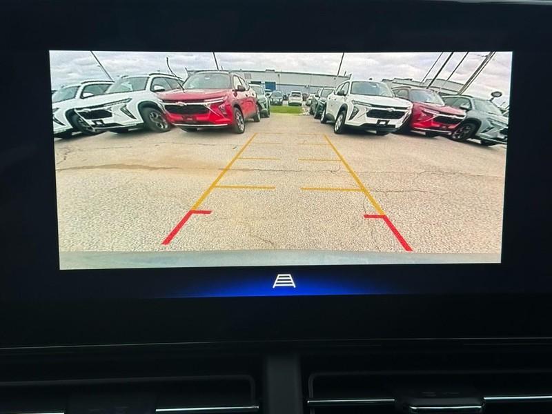 new 2026 Chevrolet Trax car, priced at $25,400