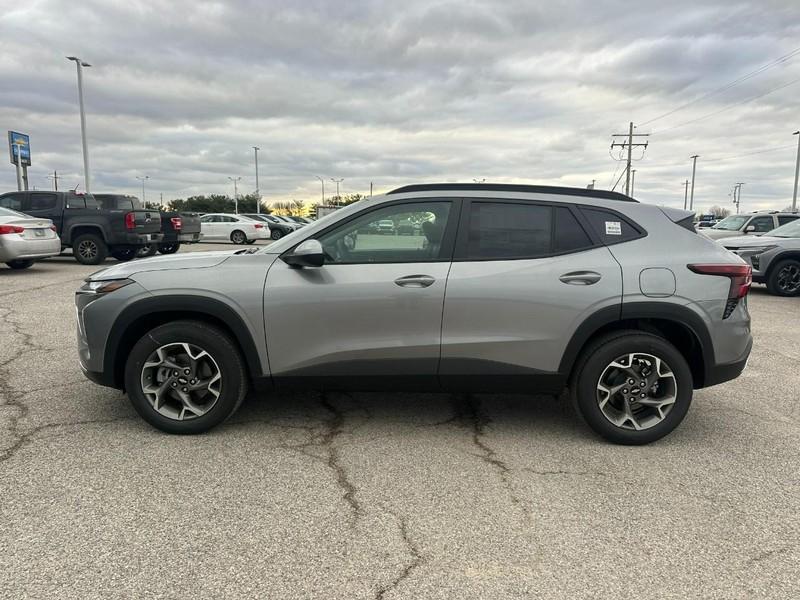new 2026 Chevrolet Trax car, priced at $25,400