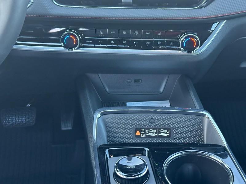 new 2026 Chevrolet Equinox car, priced at $32,655