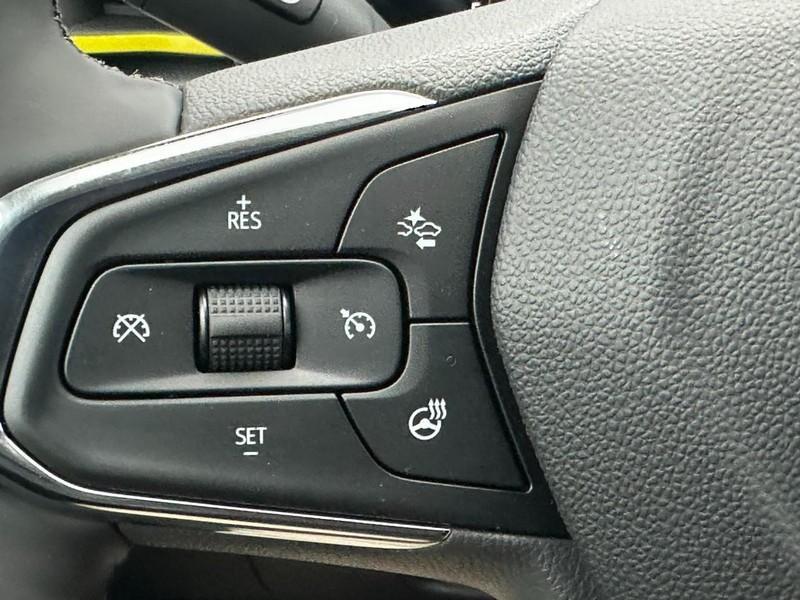 new 2026 Chevrolet Trax car, priced at $25,400