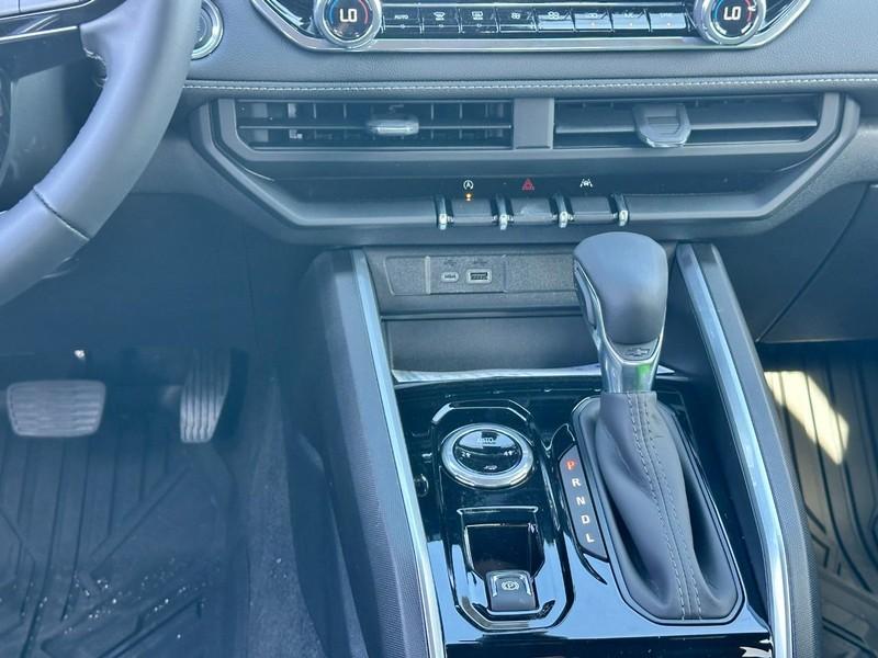 new 2026 Chevrolet Colorado car, priced at $40,880