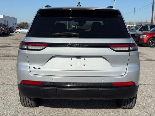 used 2024 Jeep Grand Cherokee car, priced at $36,912