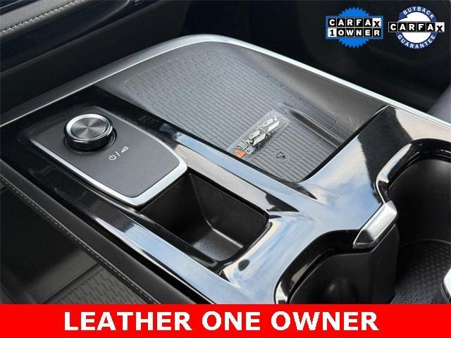 used 2025 Buick Enclave car, priced at $38,888