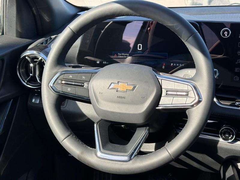 new 2026 Chevrolet Equinox car, priced at $27,645