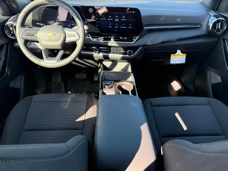 new 2026 Chevrolet Equinox car, priced at $27,645