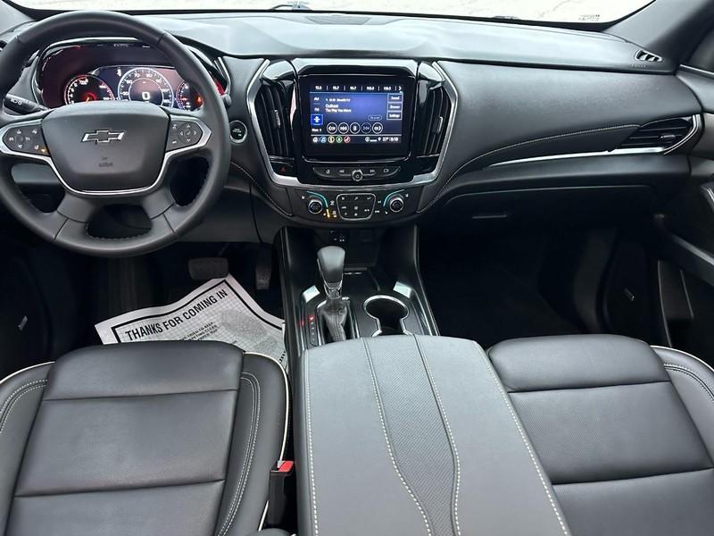 used 2023 Chevrolet Traverse car, priced at $39,412