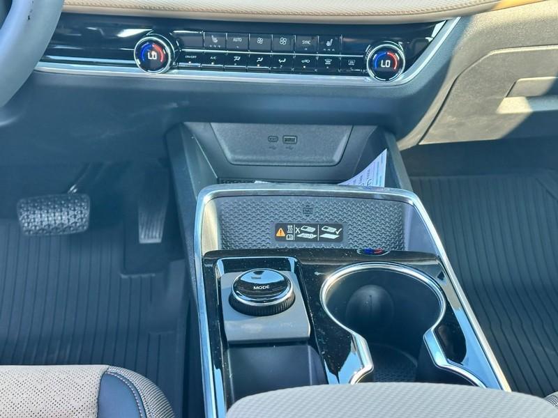 new 2027 Chevrolet Equinox car, priced at $33,914