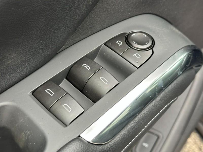 new 2026 Chevrolet Traverse car, priced at $41,480