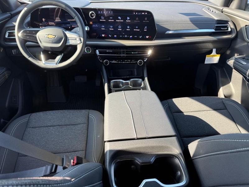 new 2026 Chevrolet Traverse car, priced at $38,348