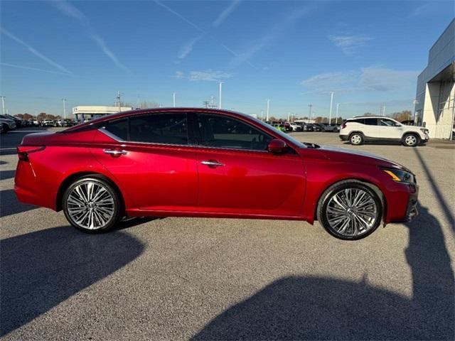 used 2023 Nissan Altima car, priced at $22,812