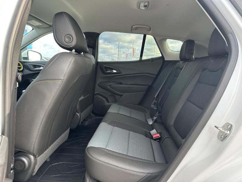 new 2026 Chevrolet Trax car, priced at $25,400