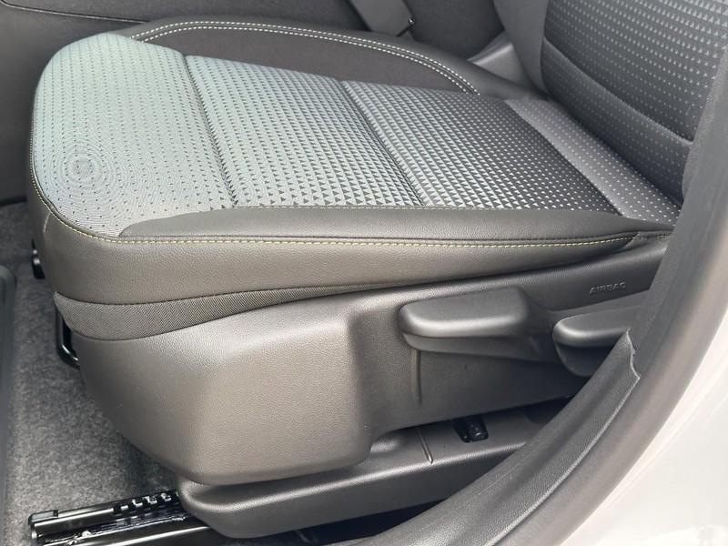 new 2026 Chevrolet Trax car, priced at $25,400