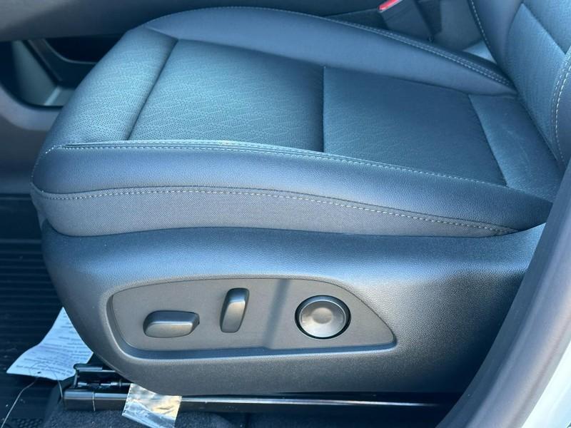 new 2026 Chevrolet Equinox car, priced at $32,490