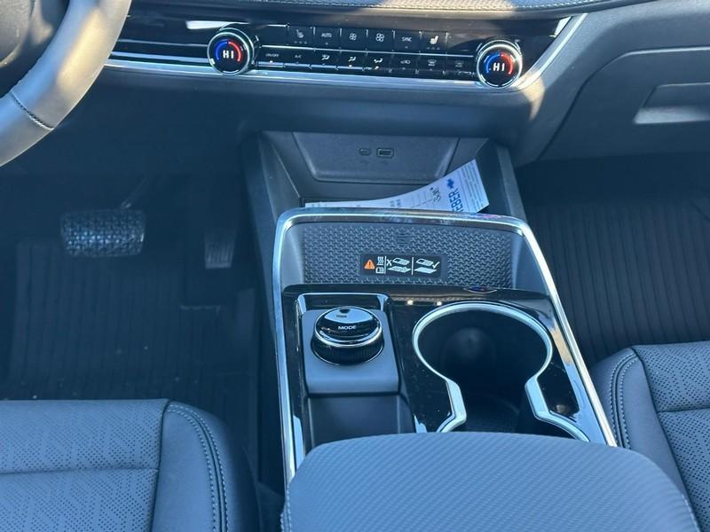 new 2026 Chevrolet Equinox car, priced at $32,490