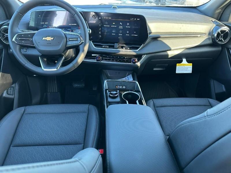 new 2026 Chevrolet Equinox car, priced at $32,490