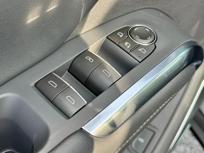 new 2026 Chevrolet Traverse car, priced at $61,775