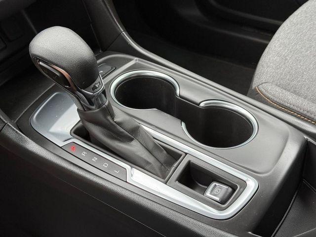 used 2024 Chevrolet Equinox car, priced at $27,699