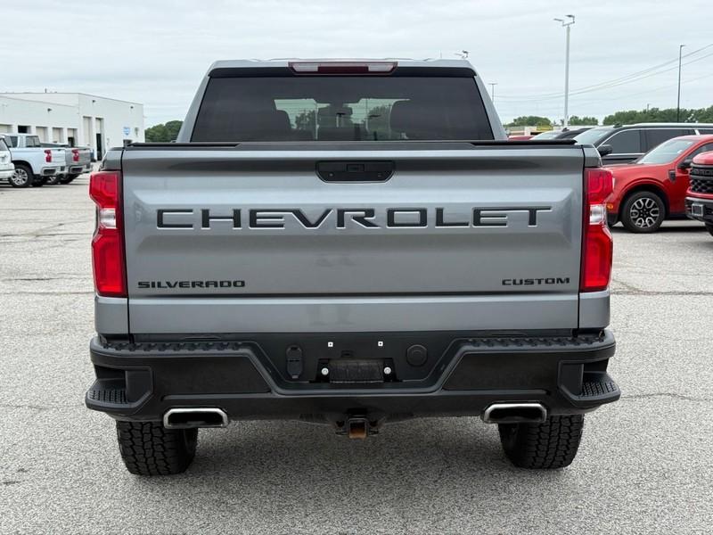 used 2021 Chevrolet Silverado 1500 car, priced at $33,000