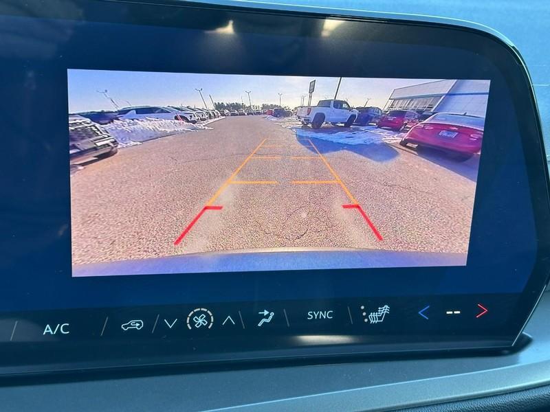 new 2026 Chevrolet Traverse car, priced at $37,970