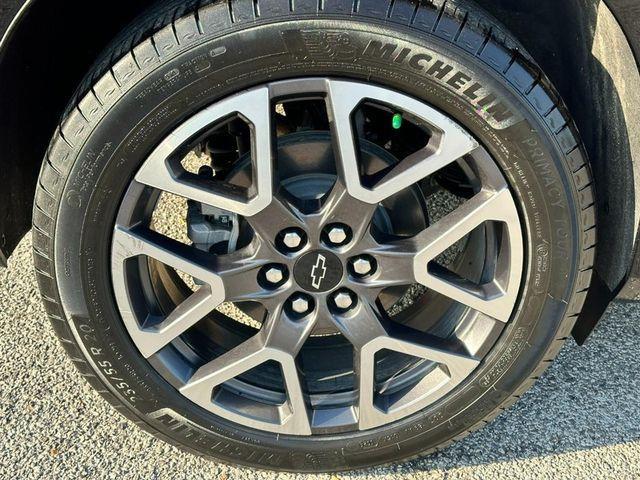 used 2025 Chevrolet Blazer car, priced at $34,412