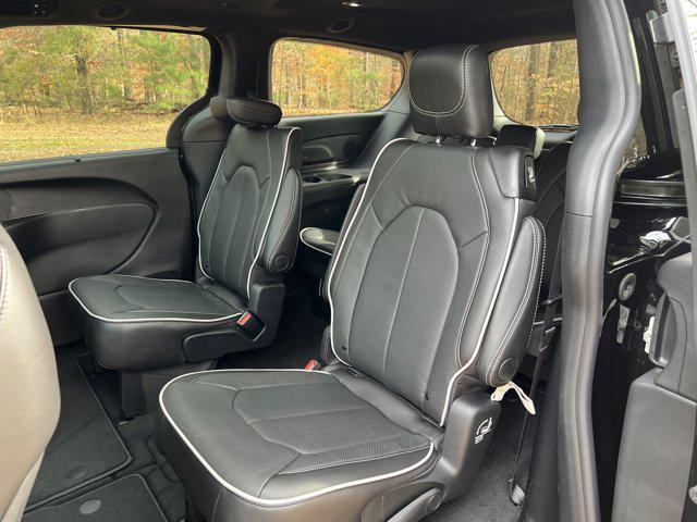 new 2026 Chrysler Pacifica car, priced at $53,425