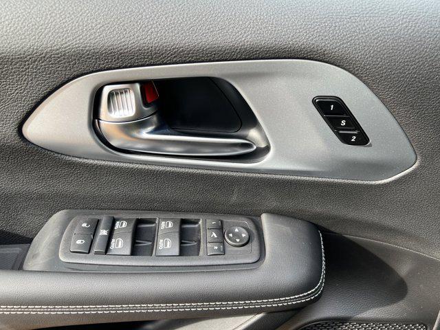 new 2026 Chrysler Pacifica car, priced at $53,425