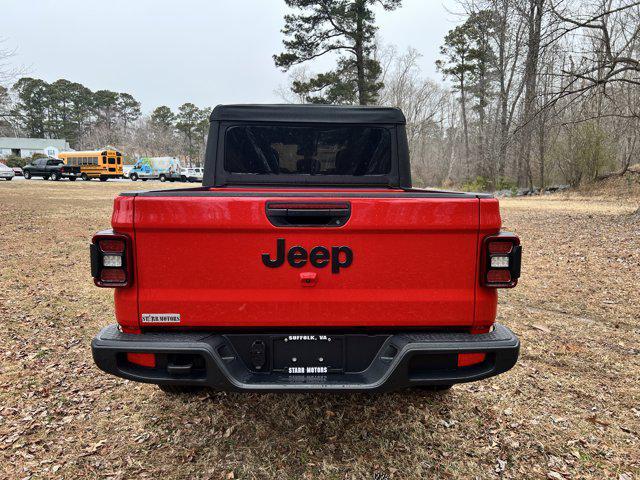new 2025 Jeep Gladiator car, priced at $45,620