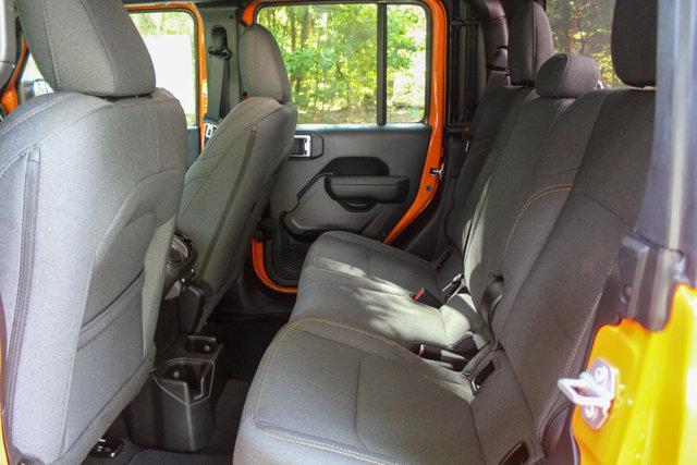 new 2025 Jeep Gladiator car, priced at $51,702