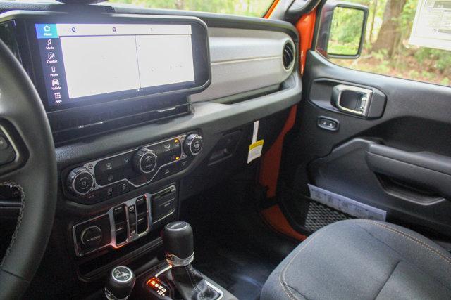 new 2025 Jeep Gladiator car, priced at $51,702