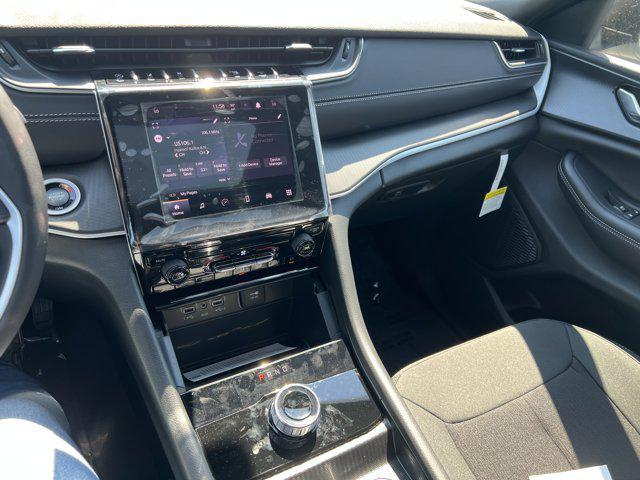 new 2025 Jeep Grand Cherokee L car, priced at $45,120