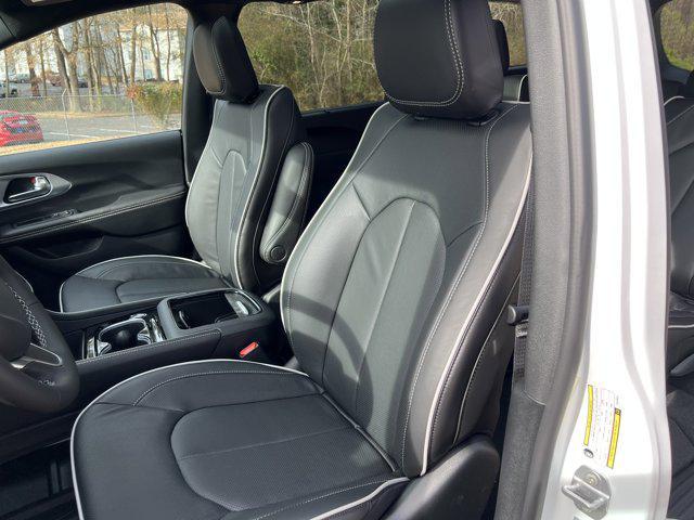 new 2026 Chrysler Pacifica car, priced at $53,425